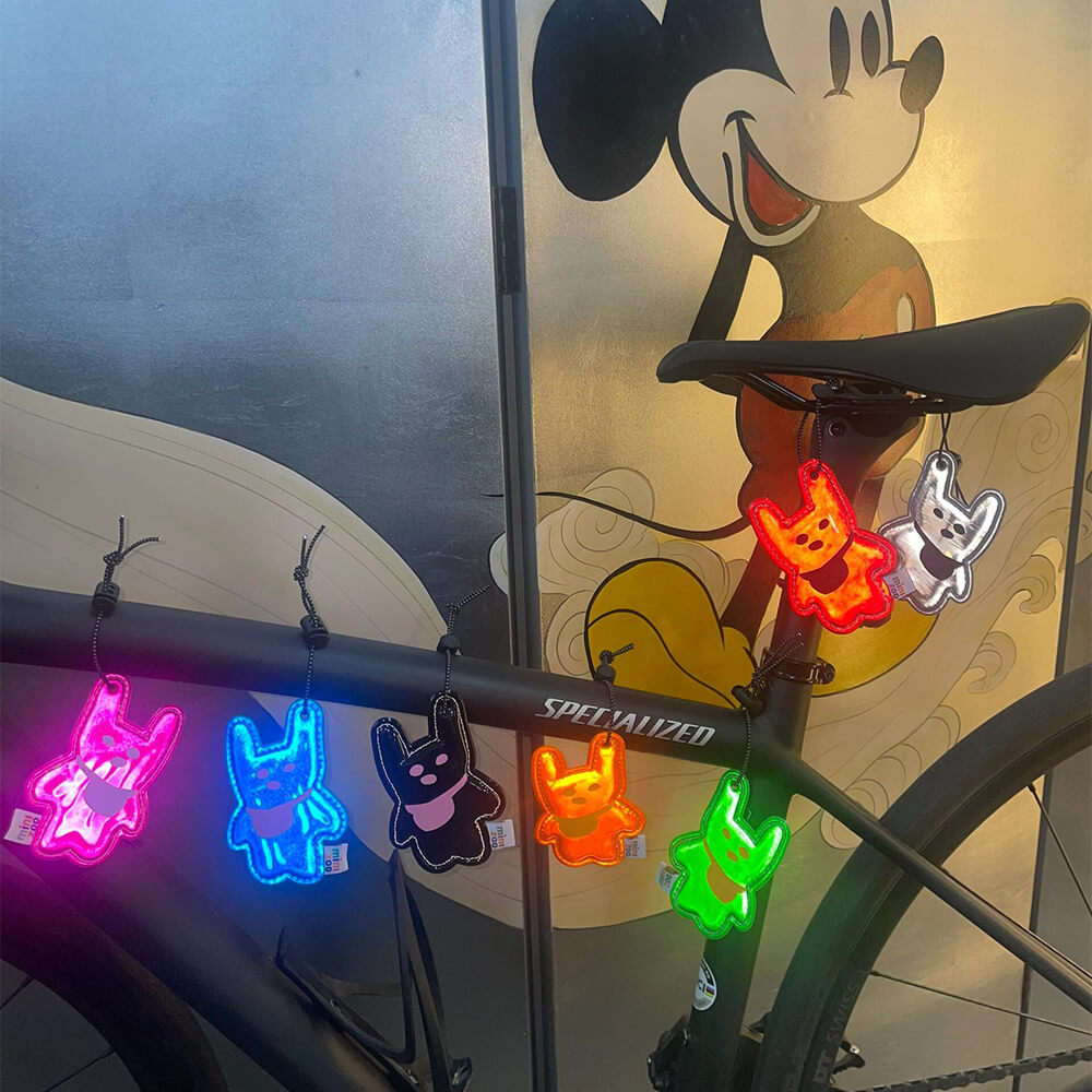 keketoo_Bicycle_Night_Riding_Safety_Cute_Graffiti_Bunny_Reflective_Pendants