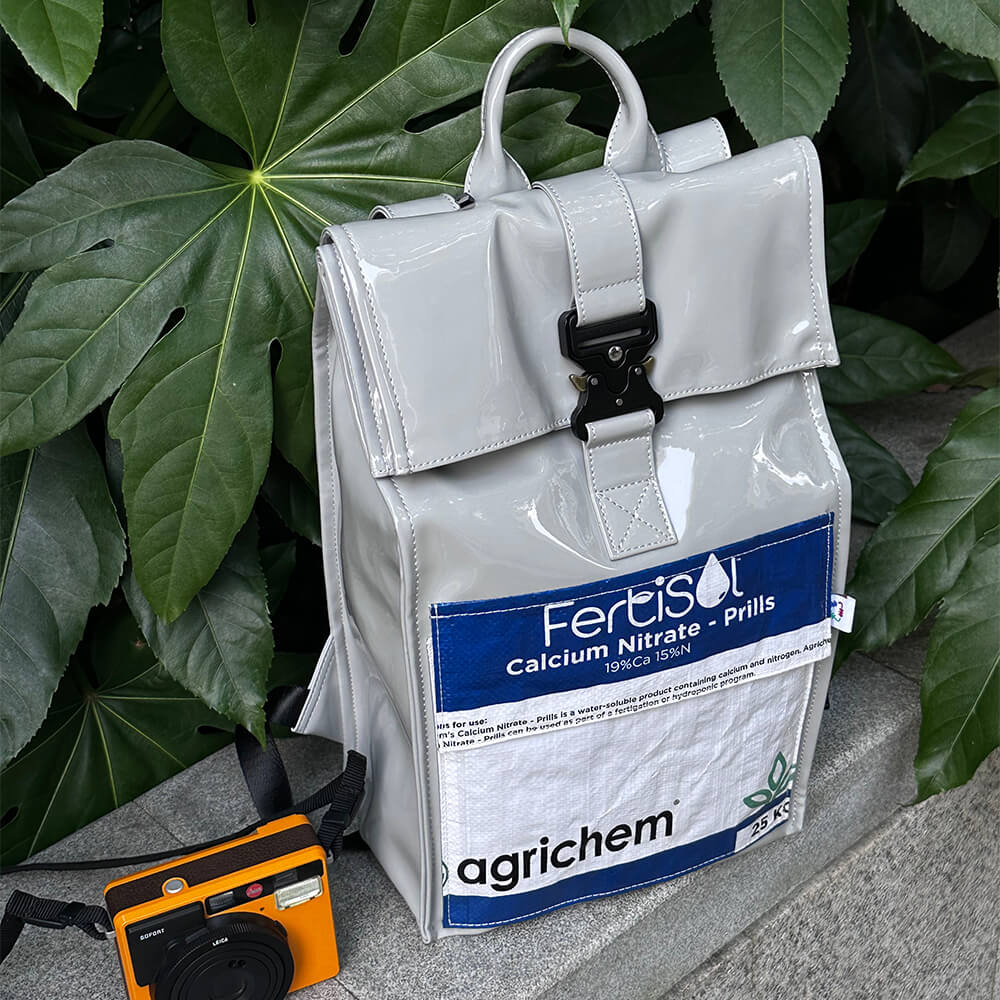 Silver-Jelly-Laptop-Backpack-Bag-Made-From-Recyled-Fertilizer-Bag